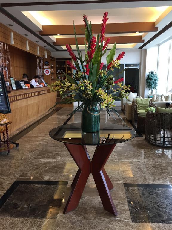 טגאיטאי Apartment At Tagaytay Prime Residences מראה חיצוני תמונה